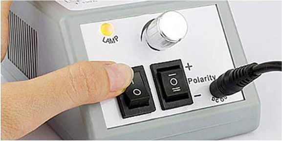 Freza unghii profesionala At performance, pila electrica unghii false 20.000 RPM, gri, 6 capete de freza, 6 inele abrazive - Aparate & Accesorii ingrijire personala - atMag.ro