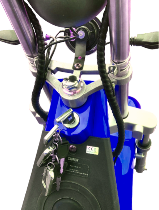 Scuter Electric AT PERFORMANCE Albastru, pentru 2 persoane, Autonomie 40 Km, Viteza maxima 45 km/h, Timp incarcare 5h, Baterie detasabila 20 Ah, Suspensie Fata-Spate, Putere motor 1500W - Scutere Electrice, Trotinete Electrice si Accesorii - atMag.ro