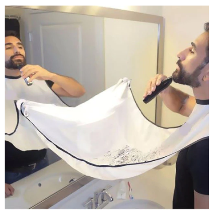 Pelerina, At Performance, cu ventuze pentru barbierit si tuns acasa, 100 x 70 cm, alb - Cosmetice si Produse ingrijire personala - atMag.ro